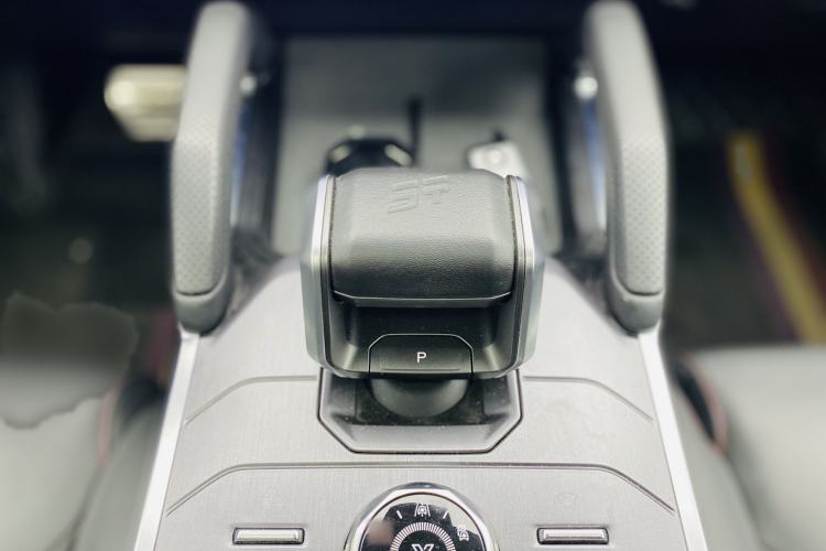 Used JETOUR Traveler 2023 2.0T All-Wheel Drive CrossPRO+