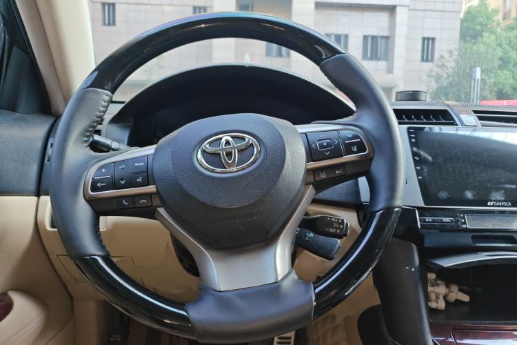 Used Toyota Reiz 2007 2.5S Leather Sunroof Version
