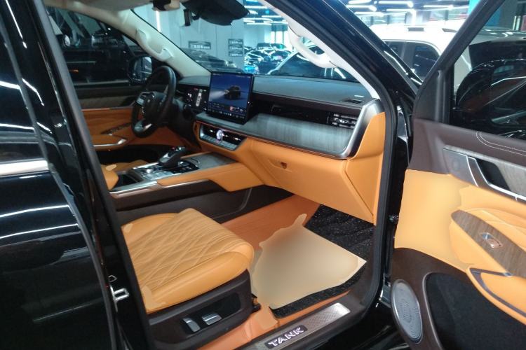 Used Tank 500 New Energy 2025 Hi4-Z Right Front Seat