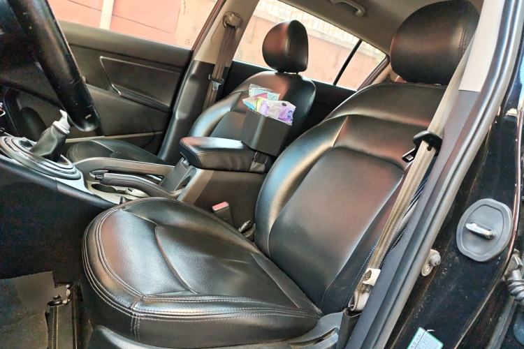 Used Kia Sportage R 2015 2.0L Manual Two-Wheel Drive GL Model
