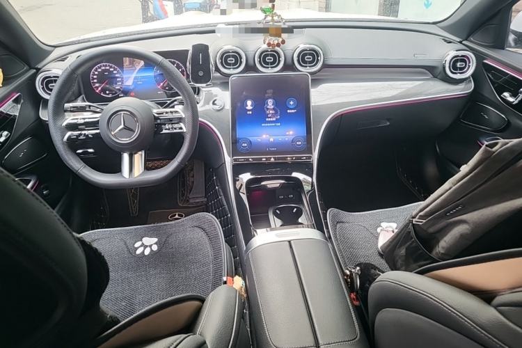 Used Mercedes-Benz C-Class 2024 Second Facelift C 260 L Sport Edition Center Console