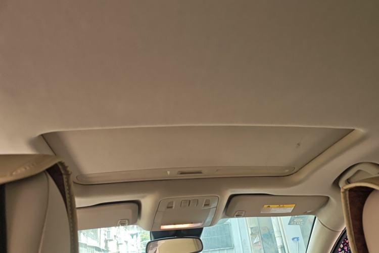 Used Buick Regal 2015 2.0L Elite Fashion Edition Headliner