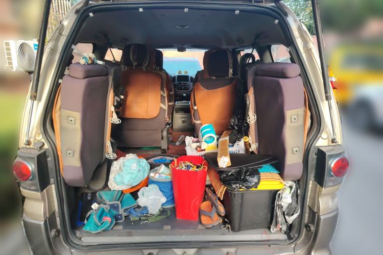 Used FORTHING Lingzhi 2013 M3 1.6L 7-Seater Luxury Model
