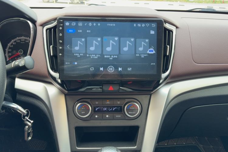 Used Venucia T70X 2015 2.0L CVT SmartFun Sport Edition