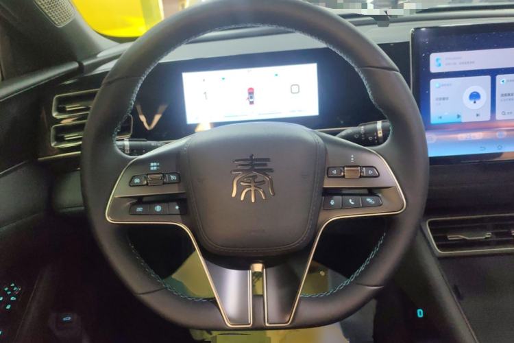 Used BYD Qin L 2024 DM-i 120KM Leading Model
