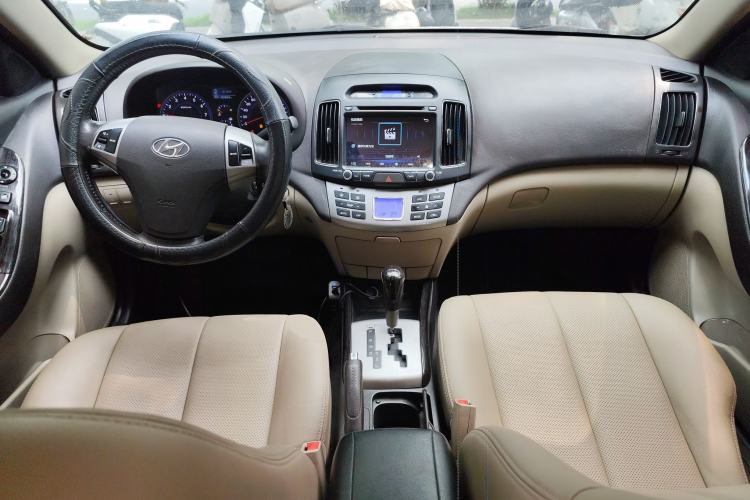 Used Hyundai Celesta 2011 1.6L Automatic Luxury Version
