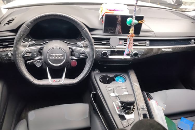 Used Audi A4L 2019 40 TFSI Fashion Edition China VI Emission Standard
