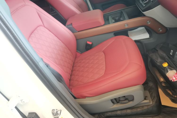 Used Land Rover Defender 2021 110 P400 SE