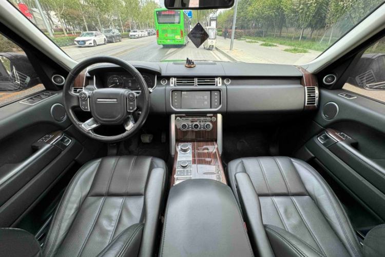 Used Land Rover Range 2016 3.0 SC V6 Vogue Interior 1