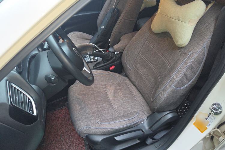 Used Mazda 3 Axela 2014 Sedan 1.5L Automatic Luxury Model Left Front Seat