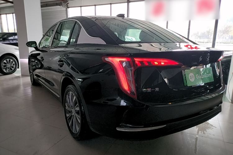 Used Hongqi E-QM5 2022 431 km Charge & Enjoy Edition
