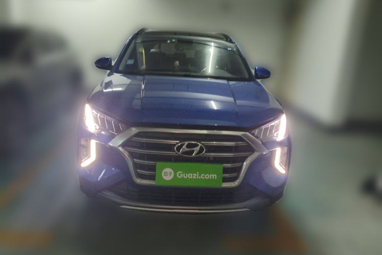 Used Hyundai Tucson 2019 280TGDi Dual-Clutch Two-Wheel Drive Fashion Edition China VI Standard
