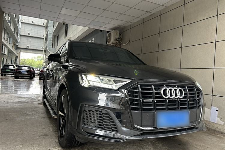 Used Audi Q7 2023 55 TFSI quattro S line Sport Edition Exterior 1