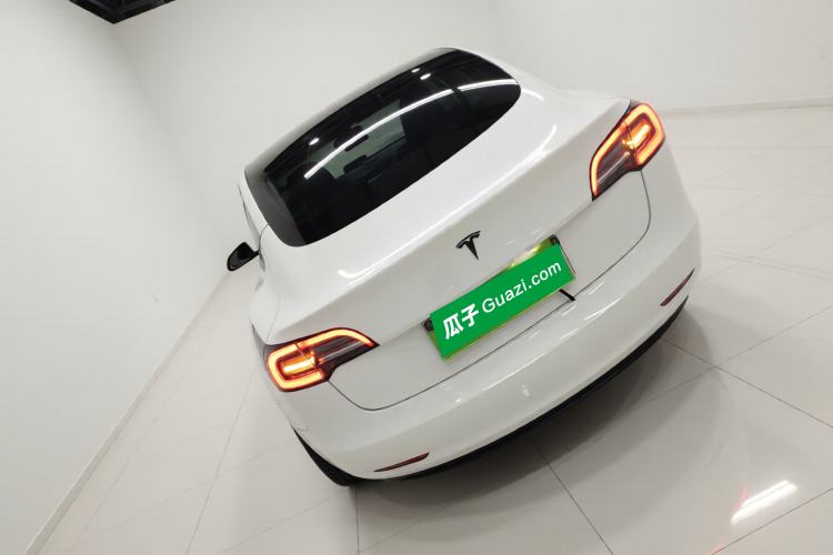 Used Tesla Model 3 2022 Rear-Wheel-Drive Version Exterior 2