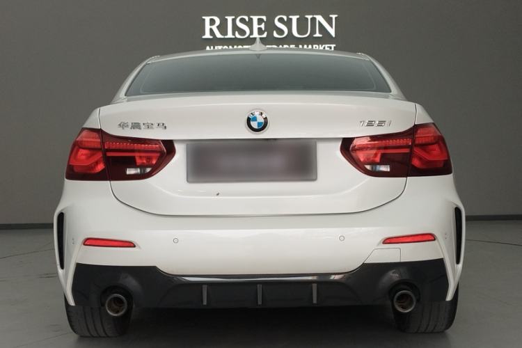 Used BMW 1 Series 2023 125i M Sport Night Edition Exterior 6