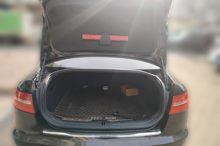 Used Audi A6L 2009 2.4L Technology version
