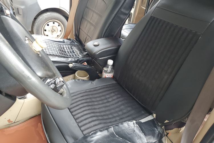 Used CHANGAN KAICHENG Ounuo S 2012 1.3L Base Version
