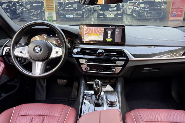 Used BMW 5 Series 2022 Second Facelift 525Li M Sport Package