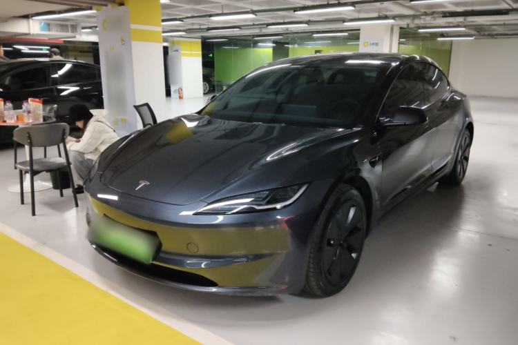 Used Tesla Model 3 2025 Rear-Wheel-Drive Version