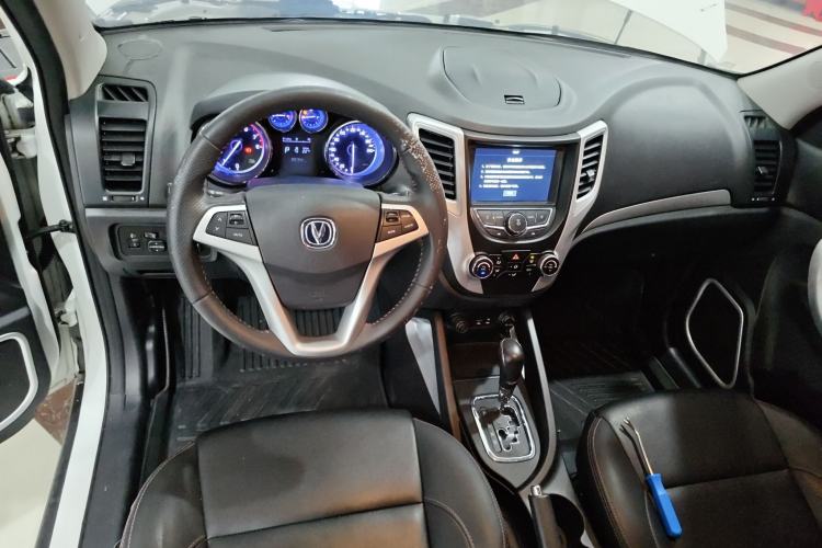 Used CHANGAN CS35 2016 1.6L Automatic Luxury Model China V Standard Steering Wheel