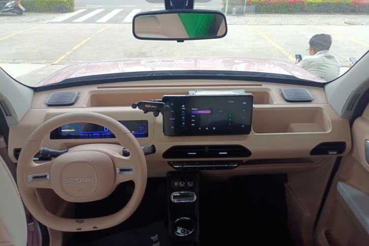 Used Geely Galaxy Panda 2023 Panda Mini 200km Endurance Bear