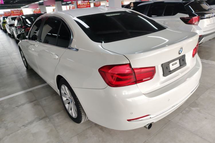 Used BMW 3 Series 2017 318Li Fashion Model Rear Left 45 Deg