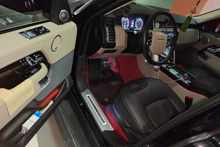 Used Land Rover Range Rover 2021 3.0 L6 Century Extended Classic Edition