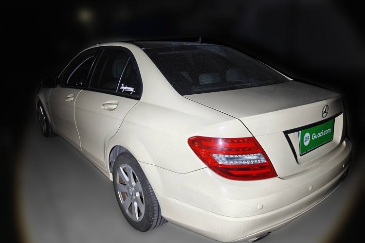Used Mercedes-Benz C-Class 2010 C 180K Classic model
