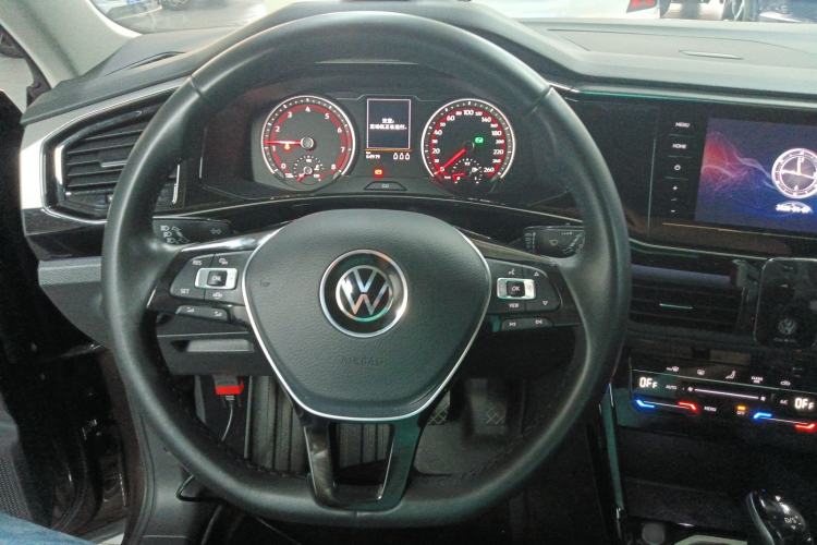 Used Volkswagen Tayron 2022 330TSI Two-Wheel Drive Luxury Smart Connectivity Version Steering Wheel