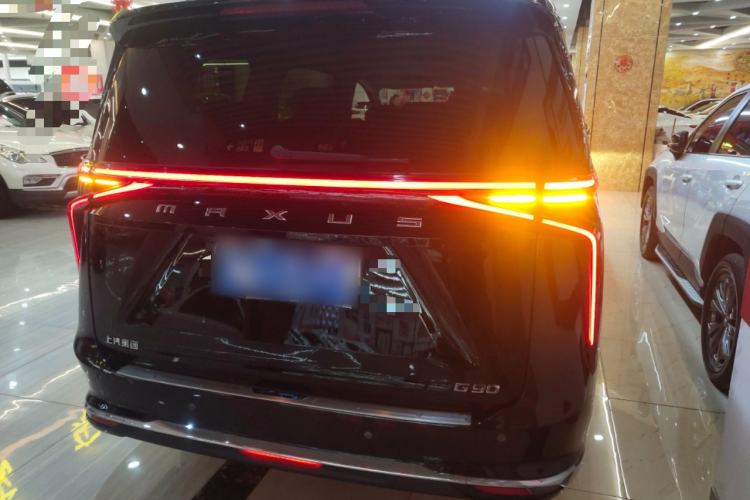 Used SAIC MAXUS G90 2022 2.0T Starry Seven-Seater