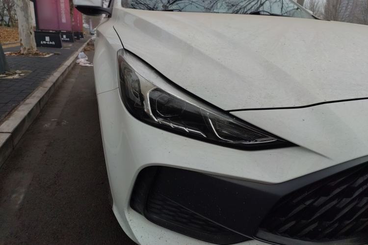 Used MG 5 2023 180 DVVT Manual Fashion Edition Right Front Headlight