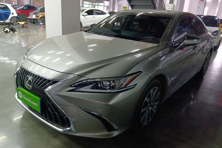 Used Lexus ES 2022 200 Excellence Edition