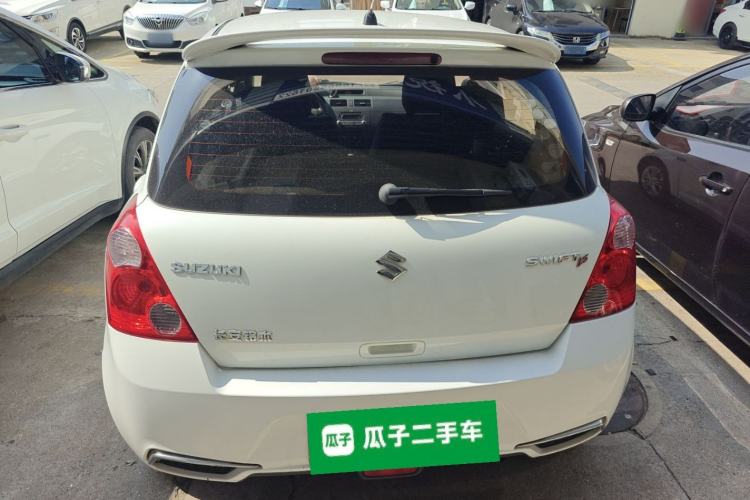 Used Suzuki Swift 2013 1.5L Automatic Standard Edition
