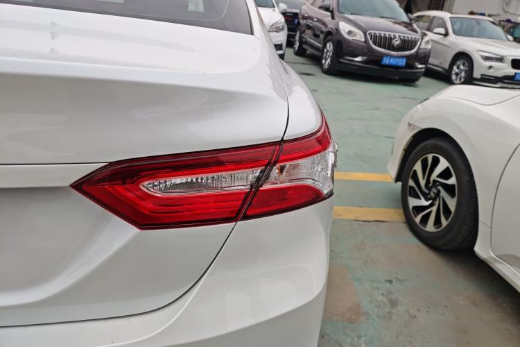 Used Toyota Camry 2022 2.0GVP Premier Edition
