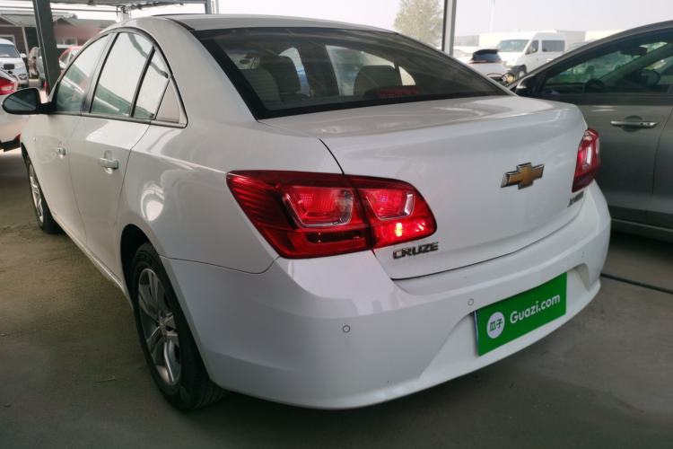 Used Chevrolet Cruze 2015 1.5L Classic SE AT Rear Left 45 Deg