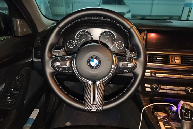 Used BMW 5 Series 2013 525Li Leading Model Steering Wheel