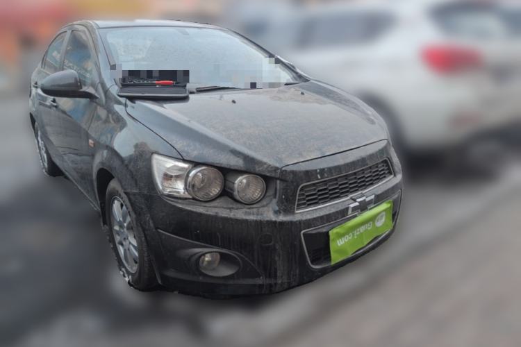 Used Chevrolet Aveo Sonic 2011 Sedan 1.4L Manual Transmission SE