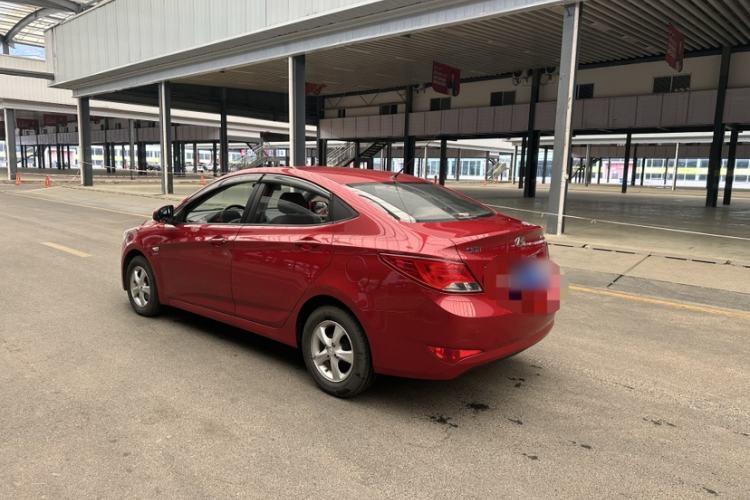 Used Hyundai Verna (older generation) 2014 1.4L Automatic Smart GLS Exterior 6