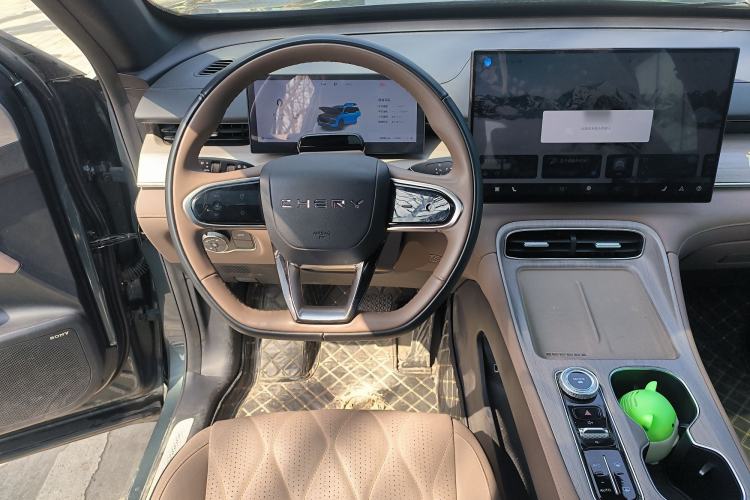 Used Chery Tiggo 8 PLUS 2025 290TGDI DCT Luxury 5-Seater