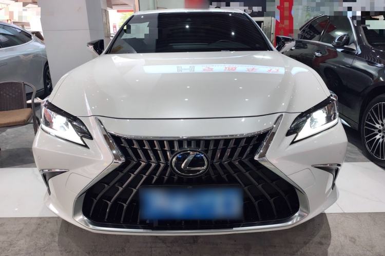 Used Lexus ES 2023 200 Excellence Edition Front