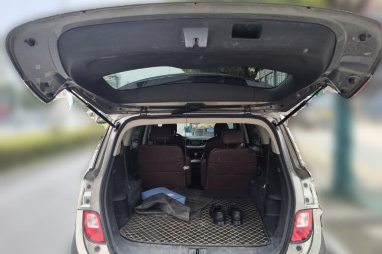 Used Buick GL6 2019 18T 6-Seater Connected Luxury Version China VI Standard
