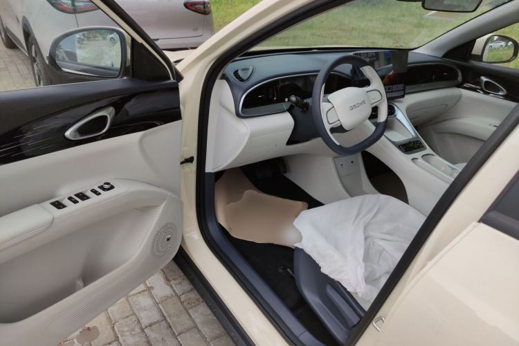 Used Geely Galaxy Geome 2026 Model 410km Freedom Edition Driver Seat