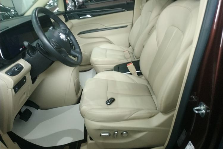 Used Buick GL8 2023 ES Lu Zun Deluxe Model
