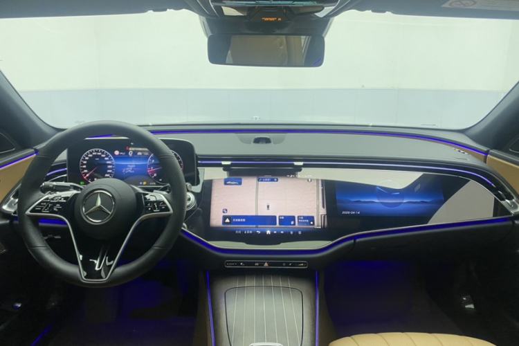 Used Mercedes-Benz E-Class 2025 Facelift E 300 L Luxury Edition Interior 1