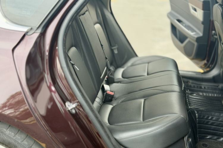 Used Jaguar XFL 2019 XFL 2.0T 200 PS Two-Wheel-Drive Elite Edition
