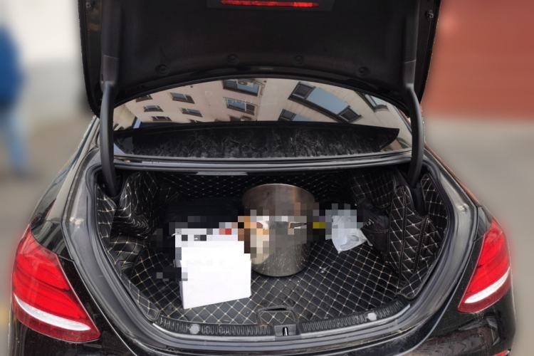 Used Mercedes-Benz E-Class 2017 E 200 L Sport 4MATIC Trunk