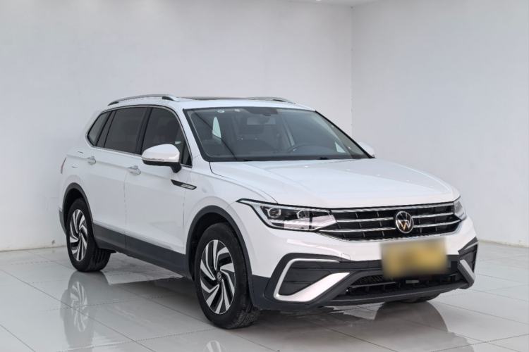 Used Volkswagen Tiguan L 2024 300TSI Automatic Two-Wheel Drive Smart Edition
