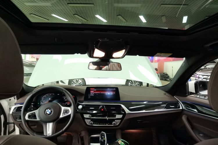 Used BMW 5 Series 2020 525Li M Sport Package
