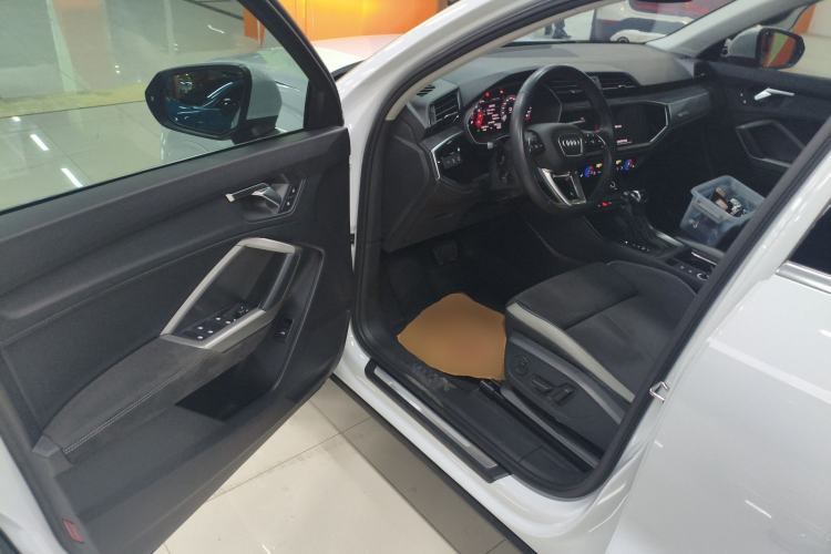 Used Audi Q3 2022 35 TFSI Progressive Dynamic Edition