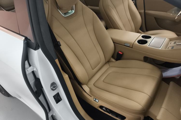 Used Hima Luxeed R7 2024 Pure Electric 667km Pro Right Front Seat